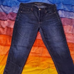 AE tomgirl jeans